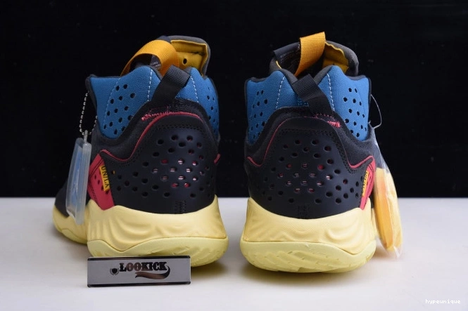HYPE DA1951-001 X DELTA UNION NOIR' LA MID 'OFF JORDAN 0712